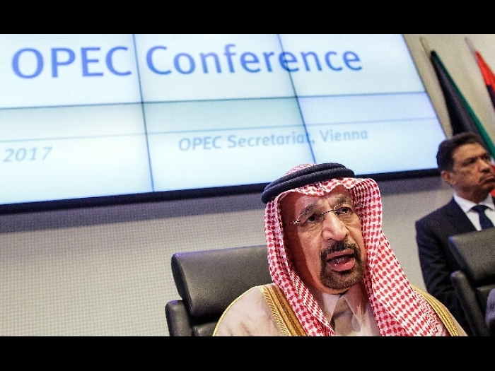 Opec:accordo estensione 9 mesi a tagli