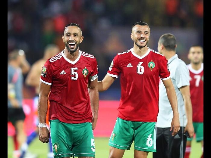 Coppa Africa, Benatia regala tv ai bimbi