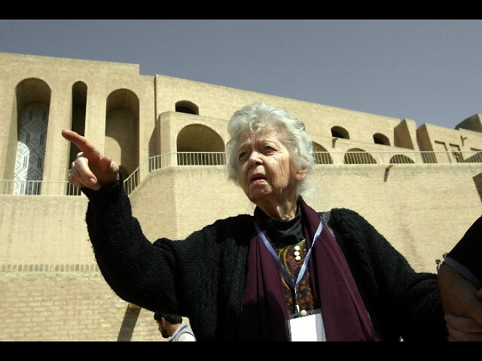 Morta a Kabul l'archeologa Nancy Dupree