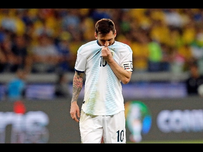 Copa America, furia Messi contro arbitro