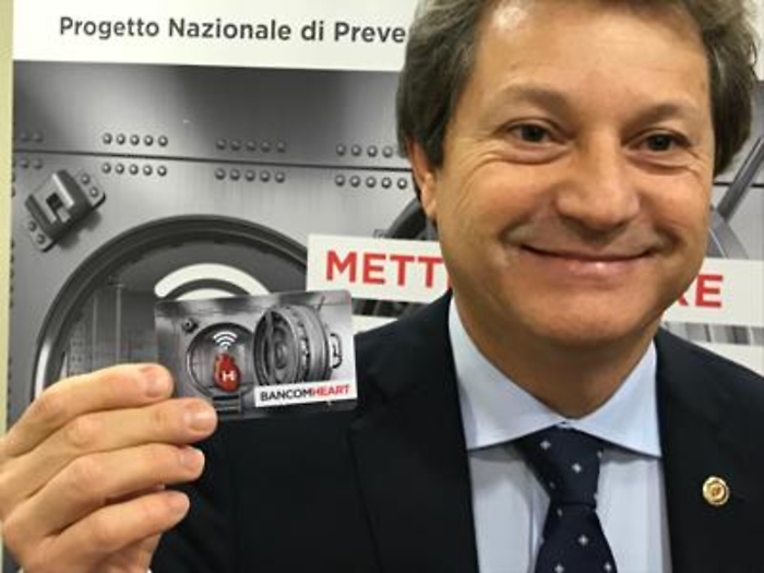 Salute: 26 mila 'bancomat' salva cuore, dati e esami online con un click