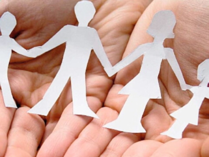 Ai due figli di una coppia agrigentina il cognome di mamma e pap&agrave;