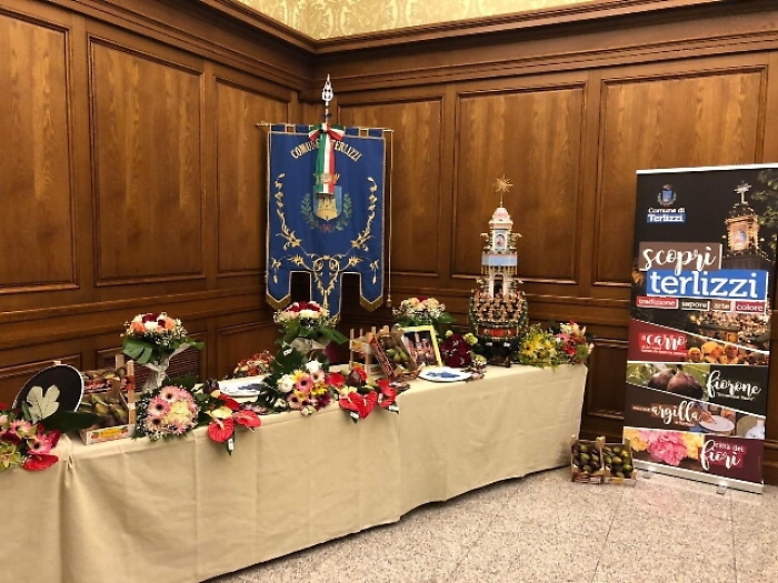 Fdi, fiori e fichi pugliesi alla Camera