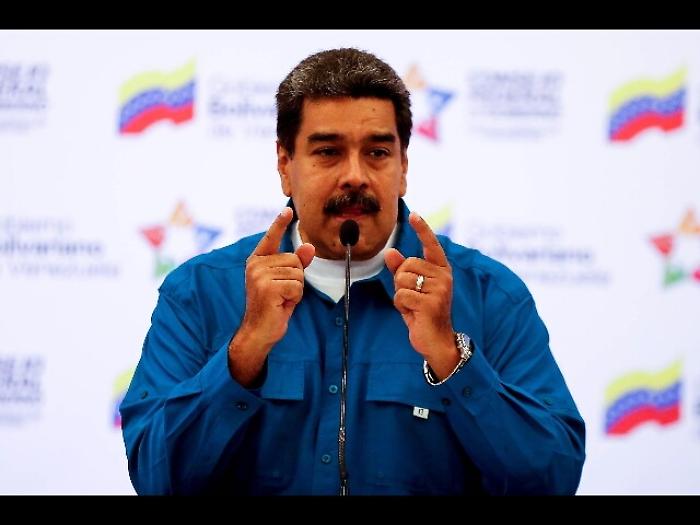 Maduro, 'insolente' richiesta dell'Ue