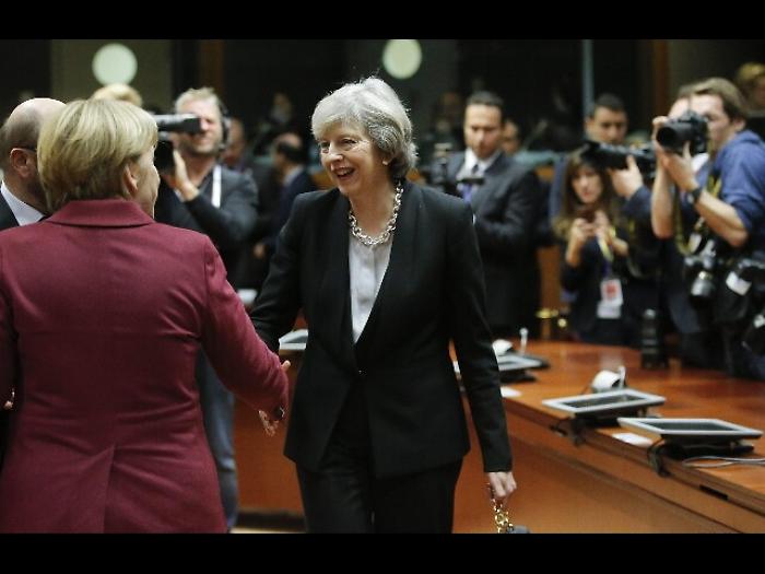 May: Trump &egrave; 'inaccettabile' su donne