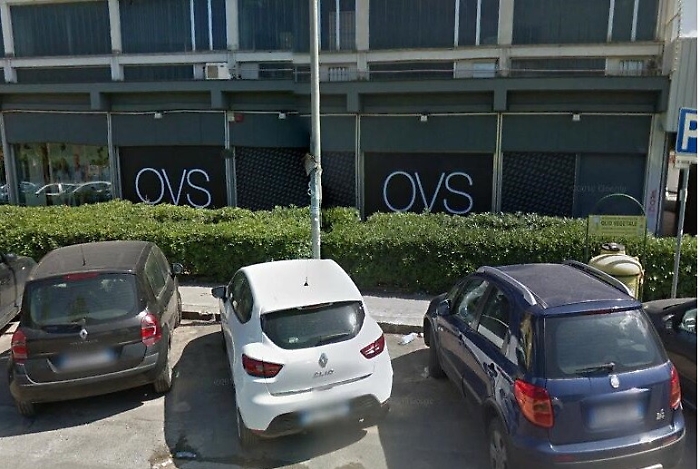 Crisi, Ovs chiude tre negozi nel Palermitano e licenzia 22 persone