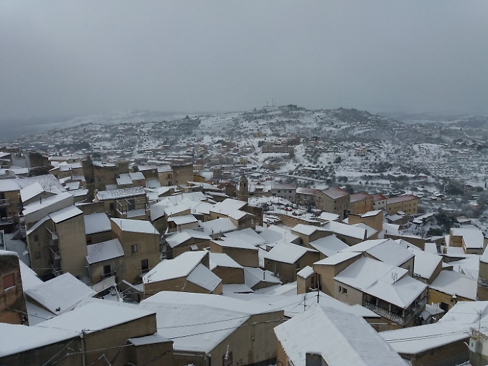 Il "Burian" dell'Epifania imbianca la Sicilia con neve, grandine e basse temperature