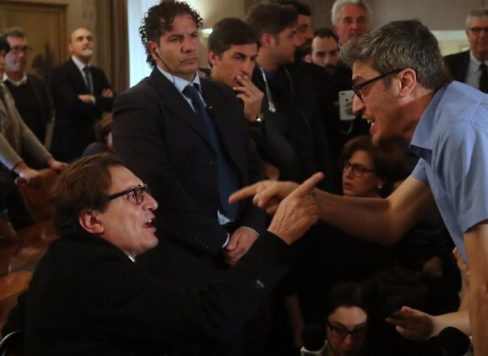 Crocetta ai disabili e a Pif: &laquo;Soluzione in due mesi, i precari faranno assistenza&raquo;