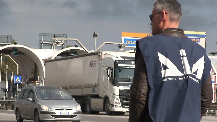 La grande truffa di Autostrade Siciliane: sospesi dirigenti e funzionari del Cas