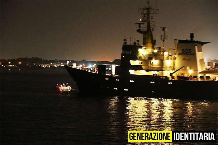 La Cgil di Catania: &laquo;Inaccettabile il progetto della nave anti-Ong&raquo;