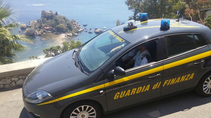 Taormina, sequestrati 200 mila euro a "spaccalegna" Ruggeri: la Guardia di Finanza scopre conti incoerenti