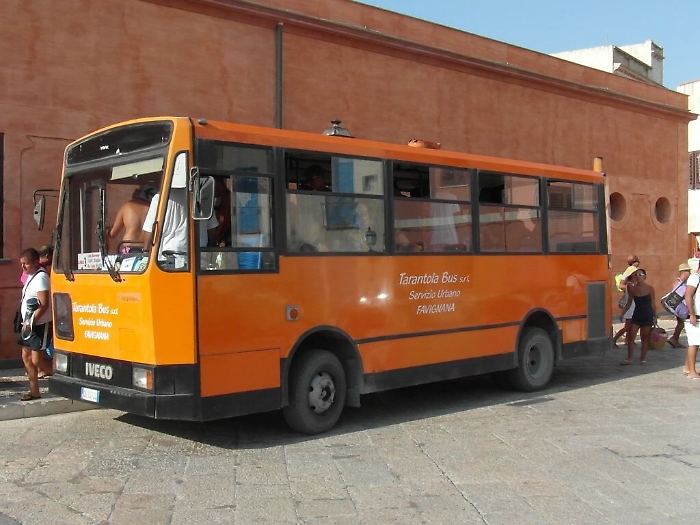 Aumentava i chilometri per avere pi&ugrave; soldi pubblici: sequestro beni al titolare di Tarantola Bus