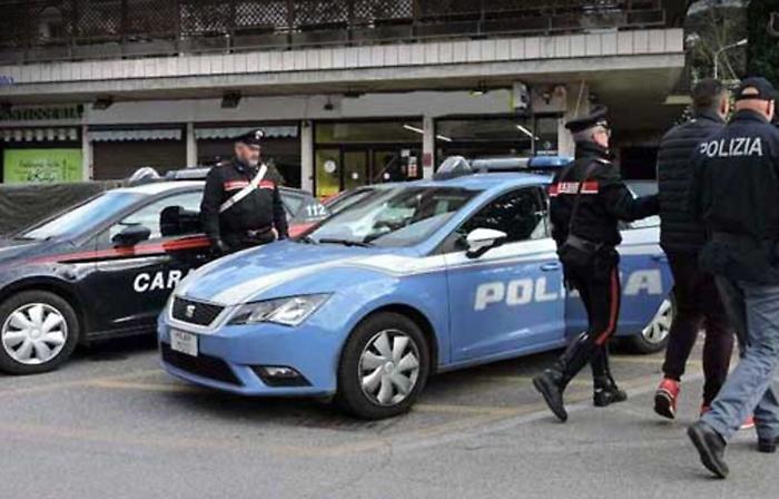 Fanno fuggire imprenditore al Nord, arrestati due fratelli per estorsione a Canicatt&igrave;