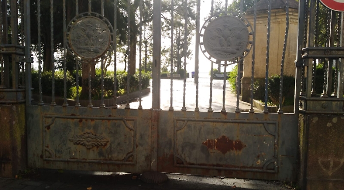 Vizzini: Parco delle Rimembranze chiuso da un mese