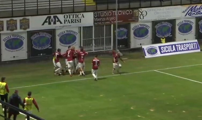 Serie C, che beffa per la Leonzio: la Reggina vince al 95' con Reginaldo
