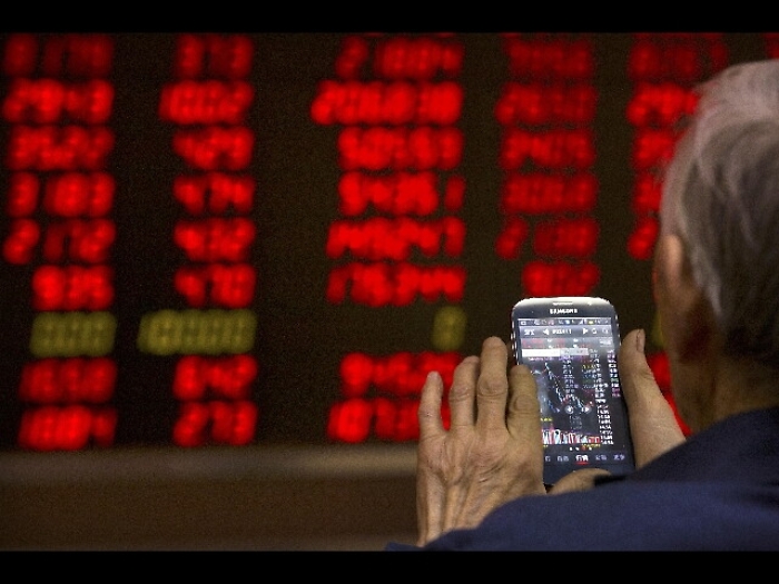 Borsa: Shanghai debole in avvio