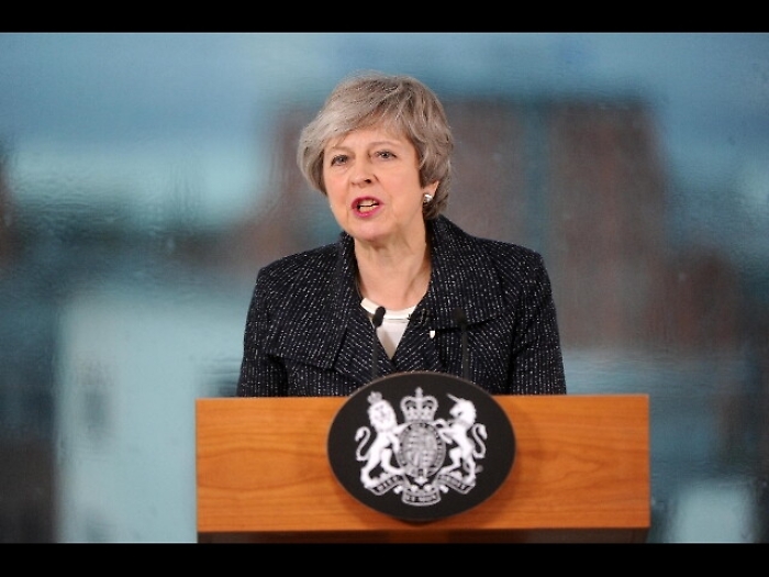 Brexit: nuove proposte May sul backstop