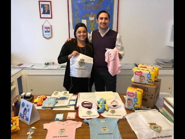 Kit beb&egrave; e fondo pensione per nuovi nati