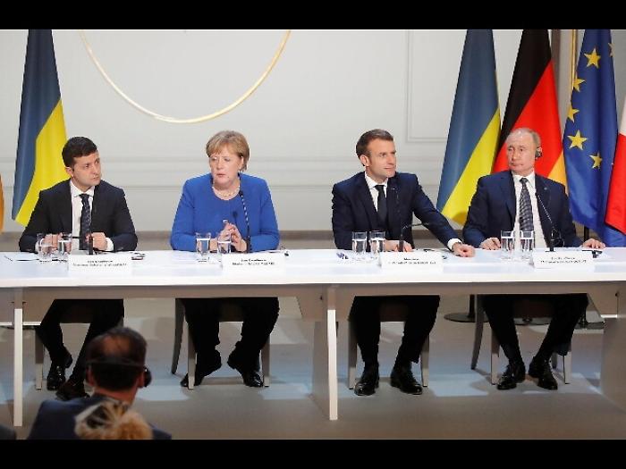 Ucraina, impegno per cessate il fuoco