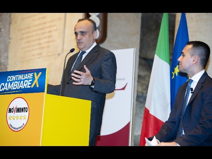 Di Maio,Lega chiede voto per Ue o crisi?