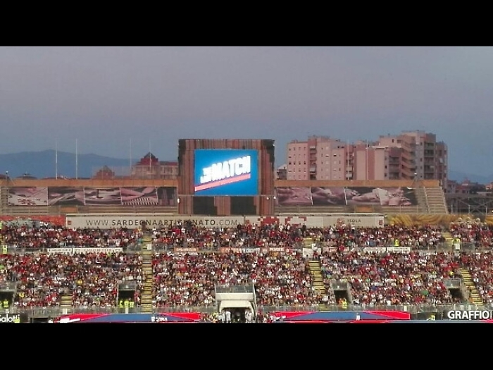 Cagliari: addio al S.Elia, festa di big