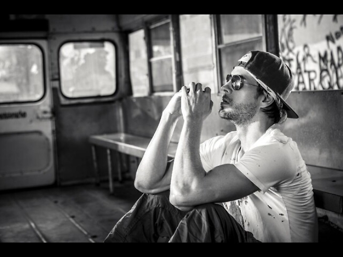 Enrique Iglesias, arriva Subeme la radio