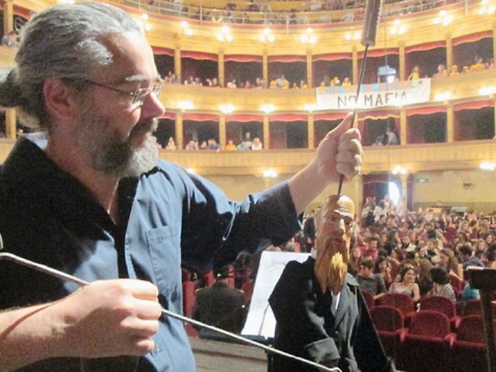 &laquo;Coi pupi antimafia restituisco ai siciliani memoria e orgoglio&raquo;