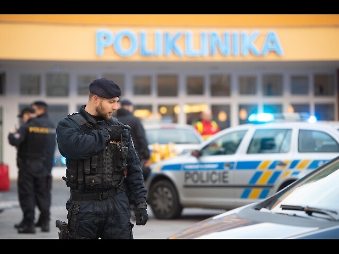 Rep. Ceca:sparatoria in ospedale,6 morti