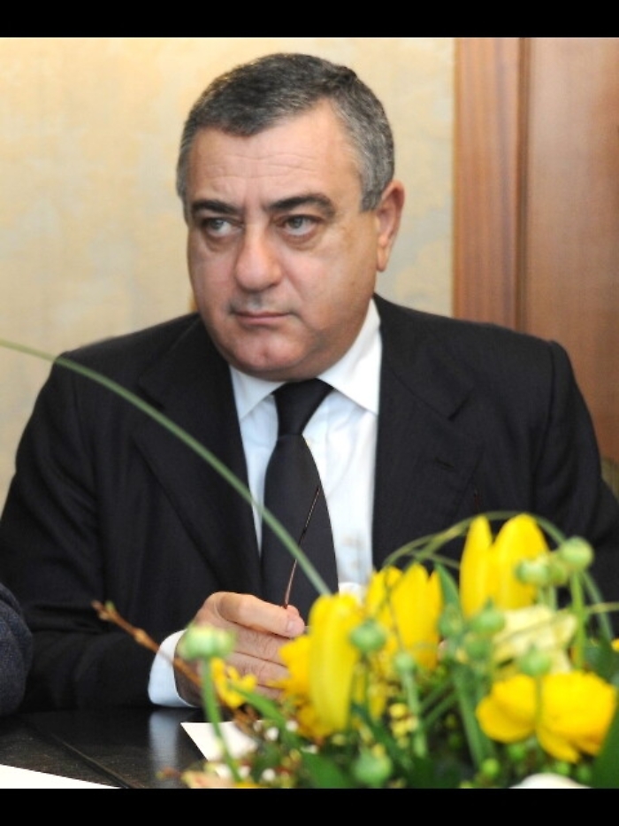 Minacce, indagato Luigi Cesaro