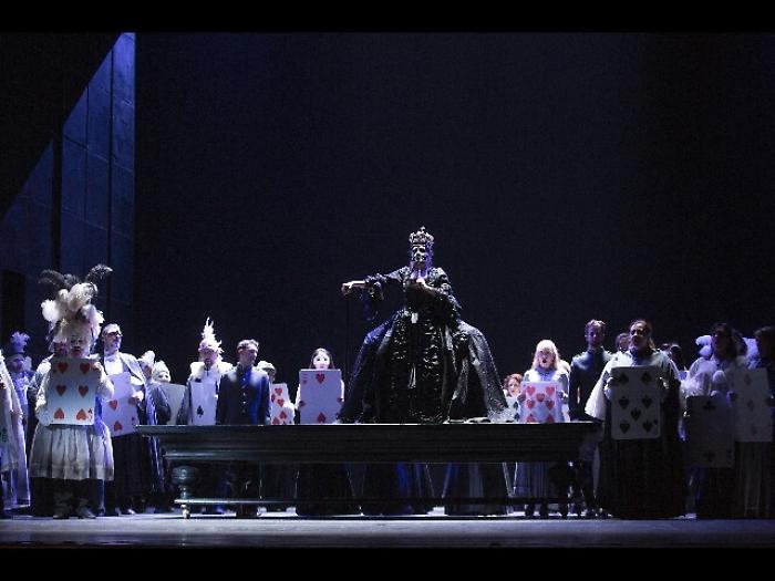 San Carlo, una Dama di Picche che conquista