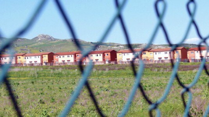 &laquo;Noi assunti in cambio di voti&raquo;