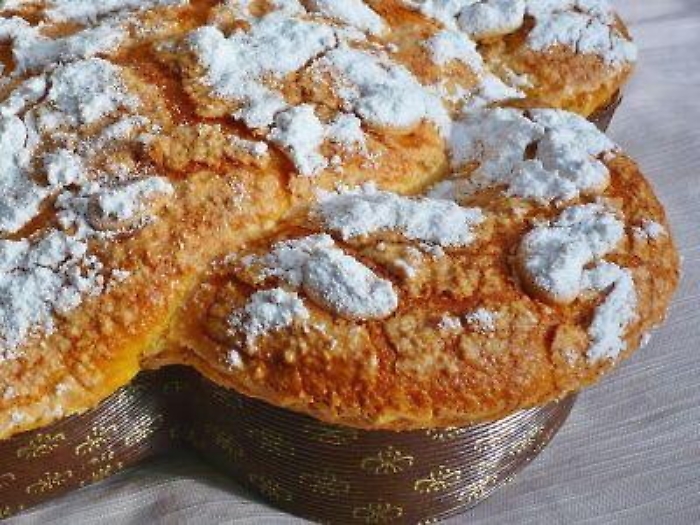 Pasqua, Coldiretti: «La colomba batte le uova, a tavola in 70% case»