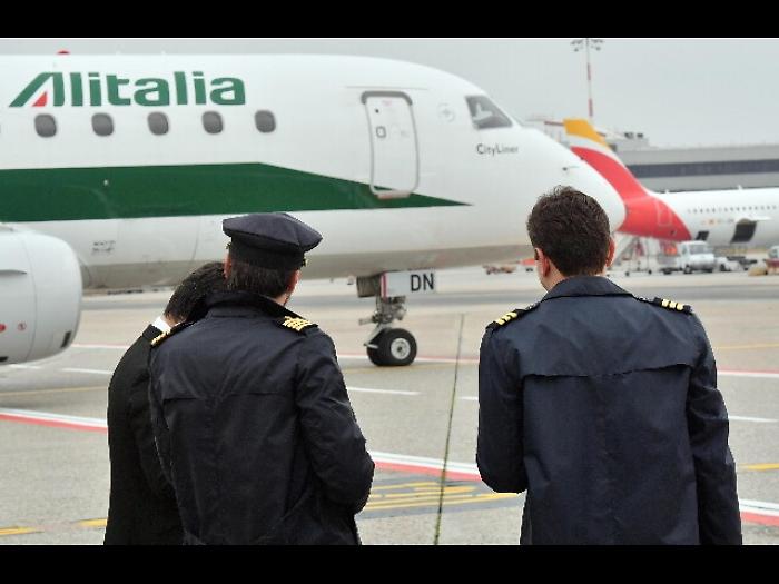 Alitalia: domani sciopero, stop 200 voli