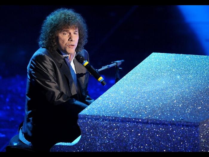 Ottant&rsquo;anni e venti nel cuore: Riccardo Cocciante riaccende la sua musica con un nuovo album, un film-evento e due tourn&eacute;e