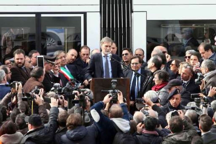 Delrio a Palermo per inaugurare il tram "Per la A19 pronti 800 mln in cinque anni"