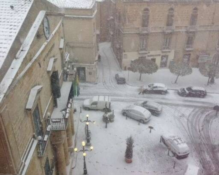 A Enna scuola chiuse per l’abbondante nevicata