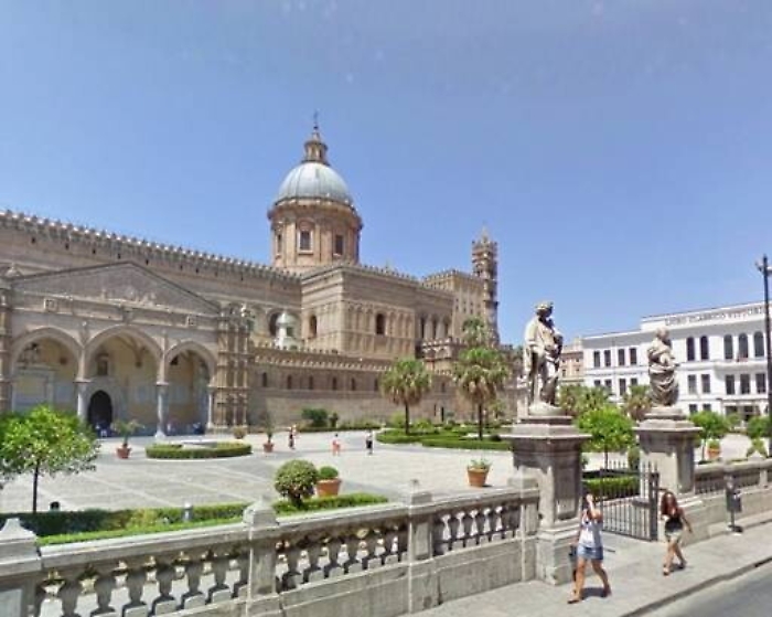 Aggredisce moglie che scappa, arrestato dai carabinieri nel Catanese