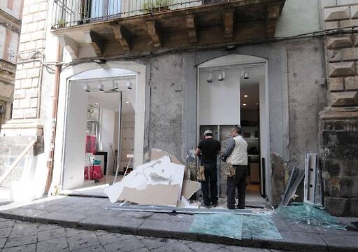Allarme sicurezza a Catania, è polemica Tropea: «Città in mano a bande criminali»