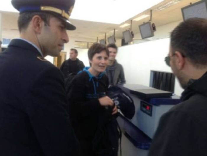 AstroSamantha tra i migranti a Lampedusa con l’Unicef