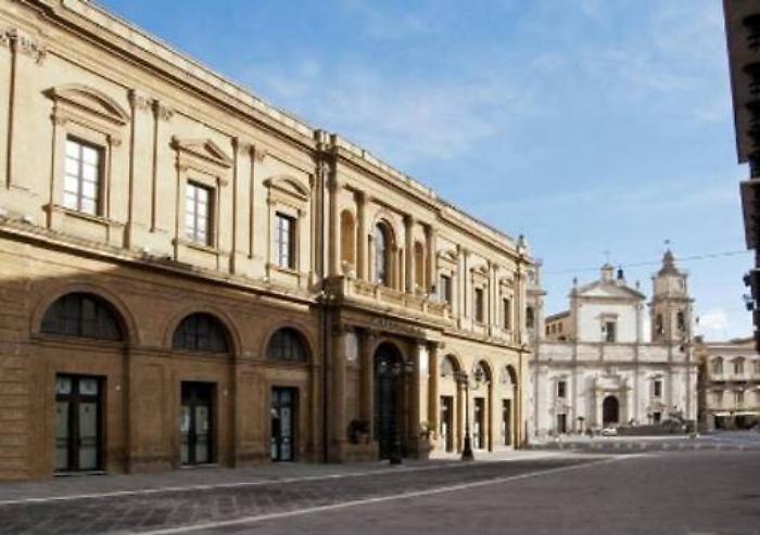 Caltanissetta, il &laquo;Pesce d&rsquo;Aprile&raquo; del sindaco diventa un caso