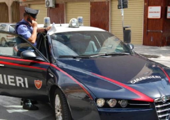 Caltanissetta, studente si lancia dal balcone: aperte le indagini