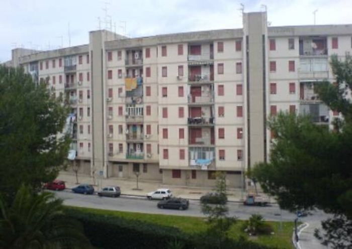 Case popolari in Sicilia, moroso quasi un quarto degli inquilini