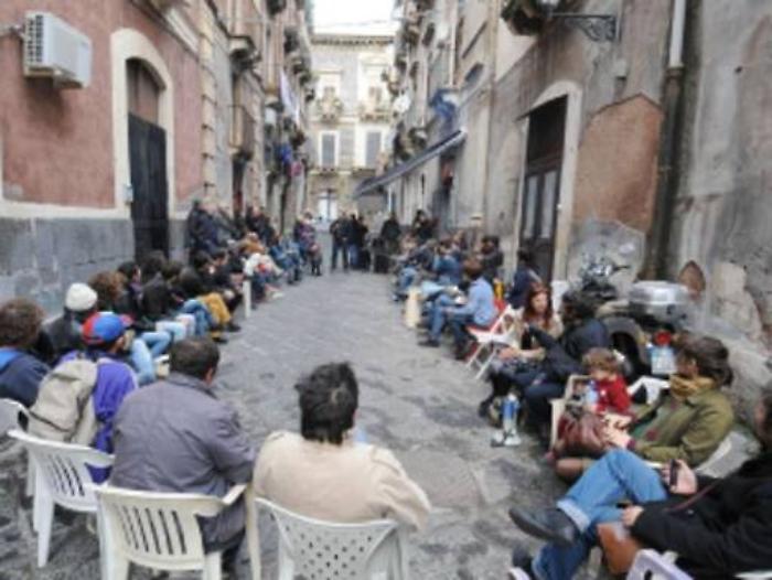 Catania, assemblea in strada a San Berillo per decidere il futuro del quartiere &ldquo;ferito&rdquo;