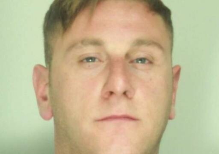 Catania, ha colpito una donna al volante per scipparla: arrestato