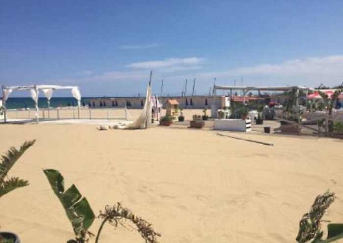 Catania, non pagava i canoni Sequestrato il Lido Nettuno