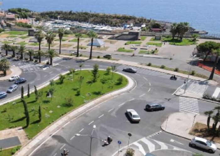 Catania, rotatoria di piazza Galatea come una trappola: un altro ferito