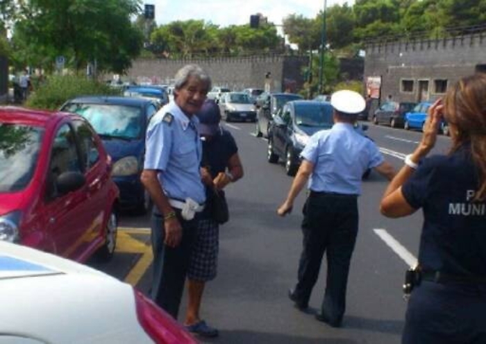 Catania: sanzionati dai vigli urbani 13 posteggiatori abusivi