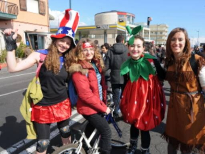 Catania: tra sole e facce da Carnevale, mattinata da godere sul Lungomare liberato