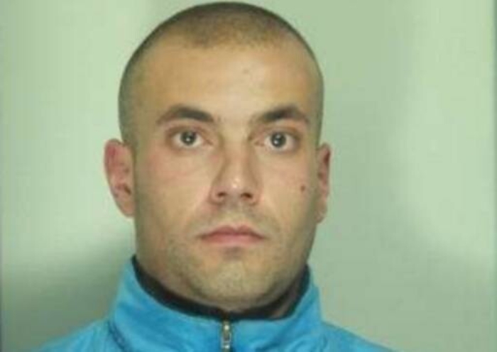 Catania, vittima lo descrive al 113 arrestato uno scippatore seriale