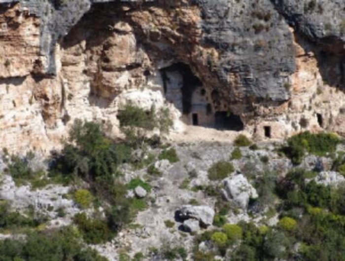 Cava d’Ispica: il canyon incantato sull’altopiano degli Iblei